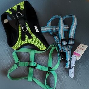 Dog / puppy collar & harness lot